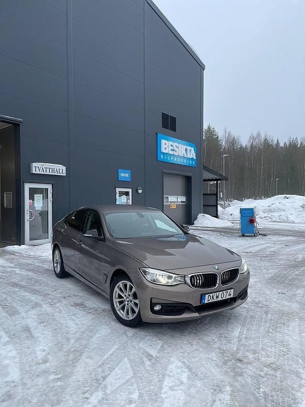 Begagnad BMW 320 Gran Turismo 184 HK (135 kW) 2014 Brun Halvkombi