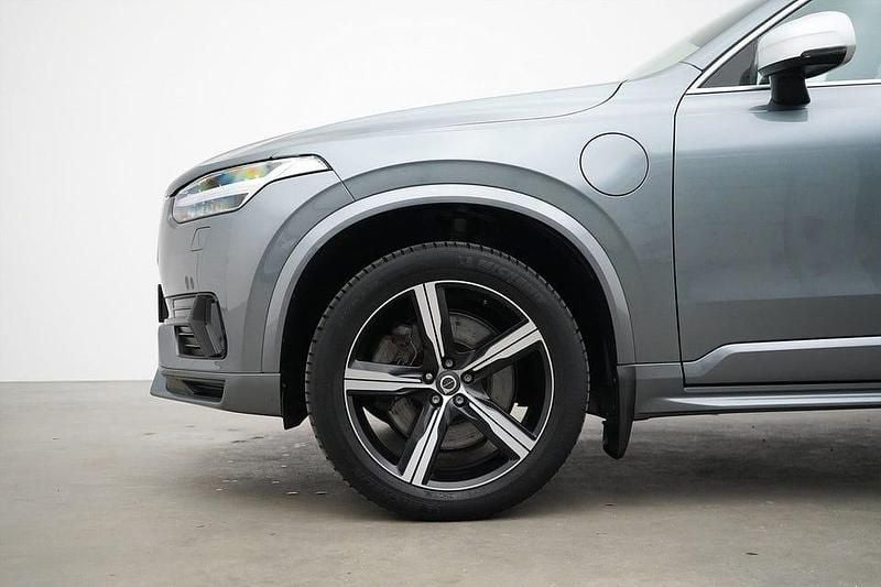 Begagnad Volvo XC90 R-Design 303 HK (222 kW) 2019 Grå SUV