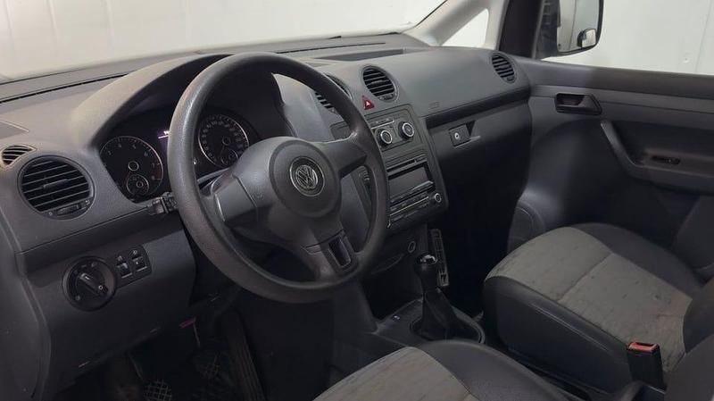 Begagnad VW Caddy 109 HK (80 kW) 2012 Vit Minibuss