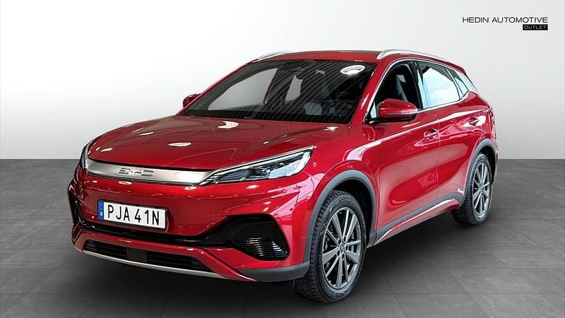 Röd (red) Begagnad 2023 BYD Atto 3 Comfort SUV | 272 900 kr (Bra pris) - Bild 1/4