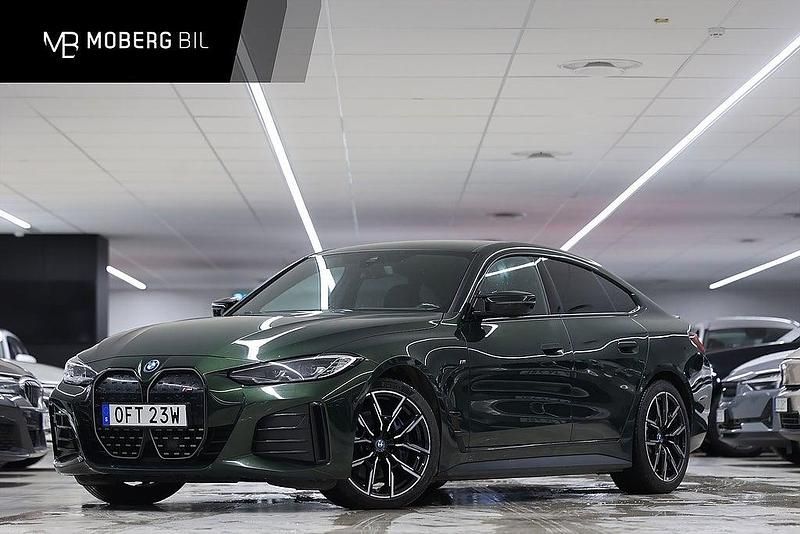 Grön Begagnad 2022 BMW i4 M Sport Sedan | 409 900 kr (Marknadspris) - Bild 1/2