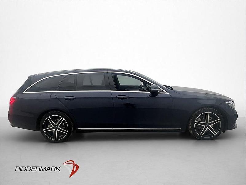 Begagnad Mercedes E220 194 HK (142 kW) 2017 Blå Kombi