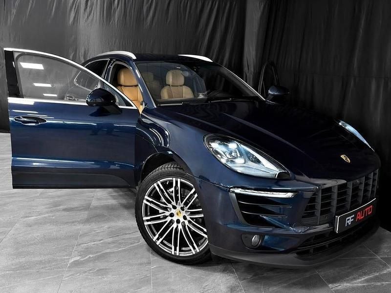 Begagnad Porsche Macan S Sport 340 HK (250 kW) 2017 Mörkblå SUV