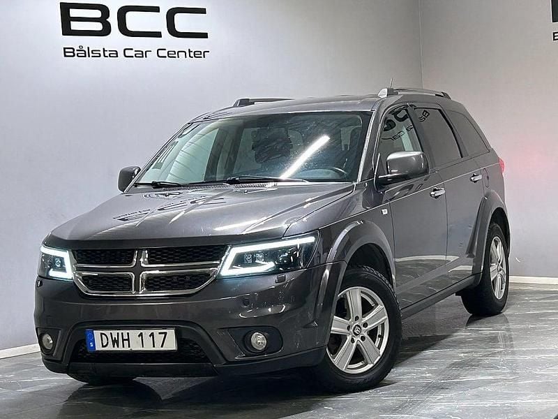 Begagnad Fiat Freemont 170 HK (125 kW) 2014 Grå SUV