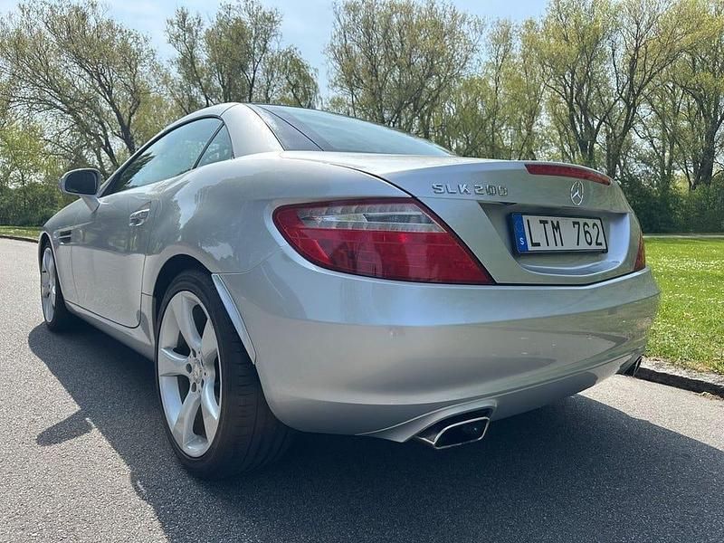 Begagnad Mercedes SLK200 184 HK (135 kW) 2011 Silver Cab