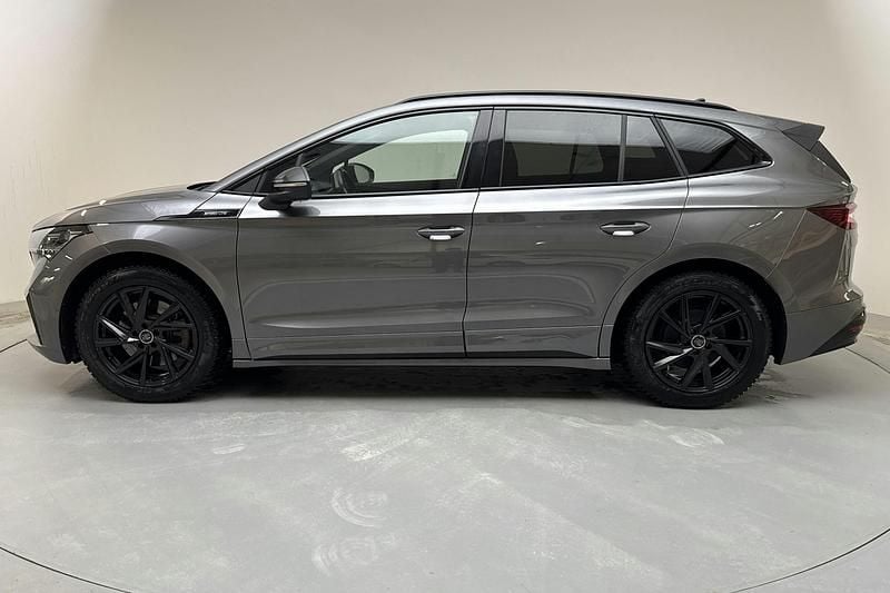 Begagnad Skoda Enyaq iV SportLine 194 kW (265 HK) 2023 Grå SUV