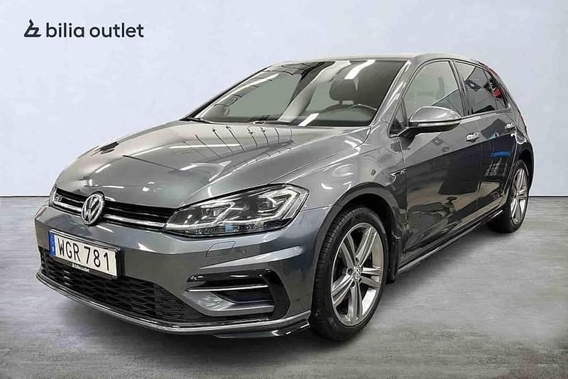 Grå Begagnad 2019 VW Golf VII Halvkombi | 179 900 kr (Marknadspris) - Bild 1/1