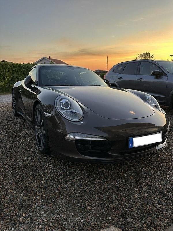 Brun Begagnad 2014 Porsche 911 Carrera 4S Sport Sportkupé | 1 050 000 kr (Dyr) - Bild 1/4