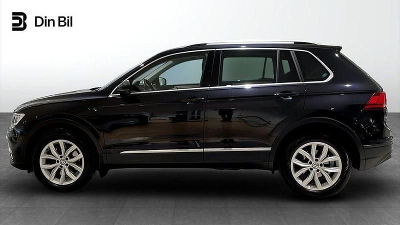 Begagnad VW Tiguan Comfortline 190 HK (139 kW) 2019 Svart SUV