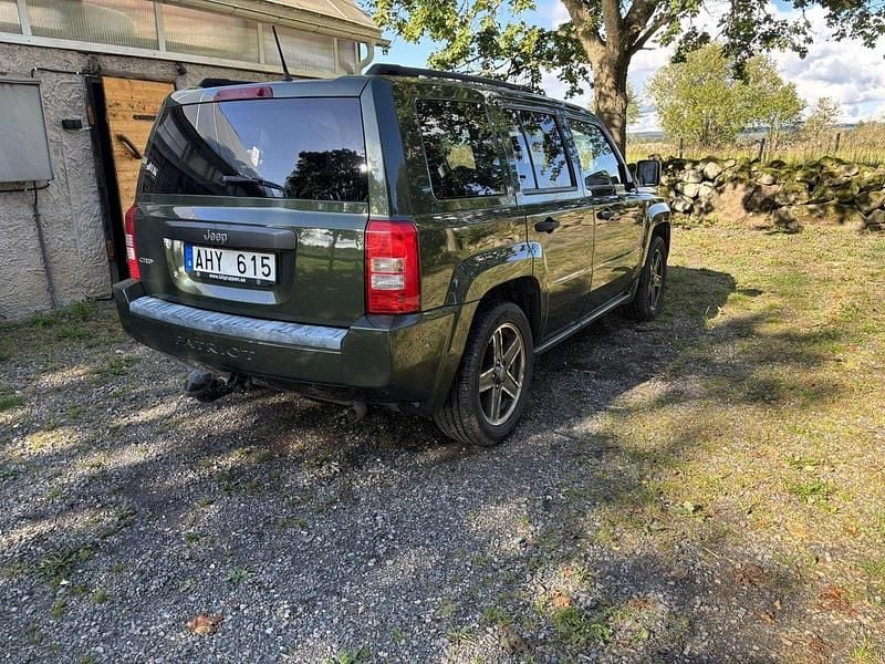 Grön Begagnad 2009 Jeep Patriot SUV | 55 000 kr - Bild 1/4