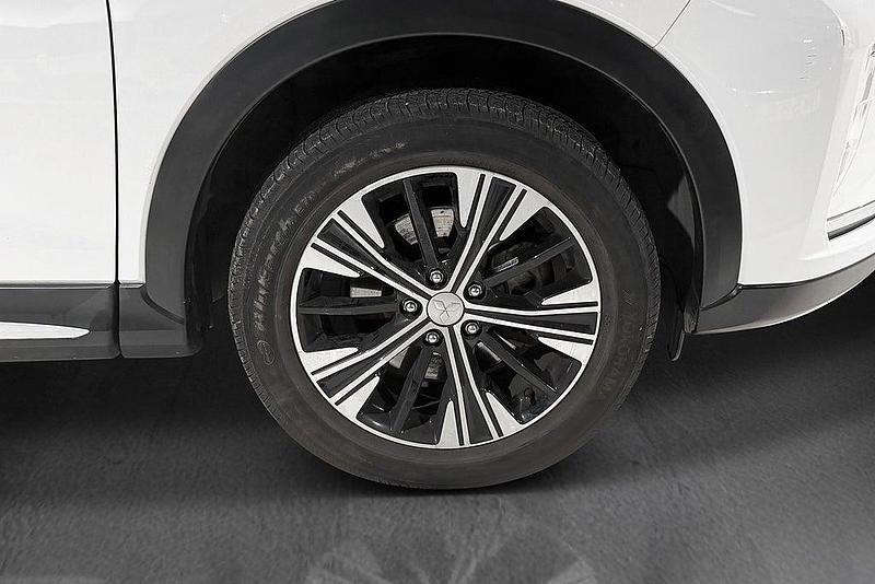 Begagnad Mitsubishi Eclipse Intense 163 HK (119 kW) 2018 Vit Kombi