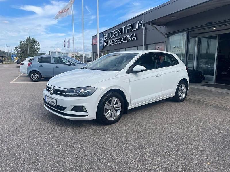 Vit Begagnad 2019 VW Polo Halvkombi | 144 900 kr - Bild 1/4