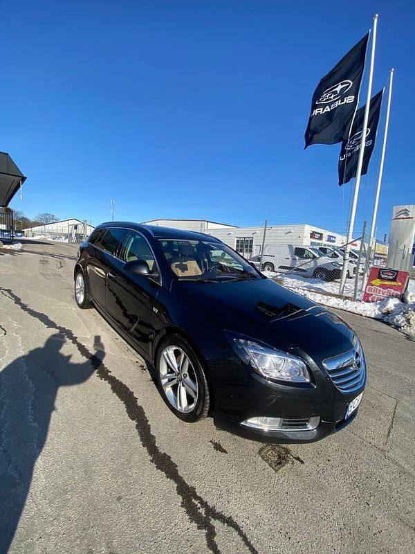 Begagnad Opel Insignia 195 HK (143 kW) 2013 Kombi