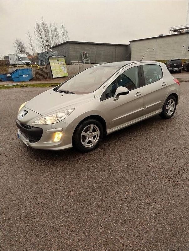 Begagnad Peugeot 308 S 150 HK (110 kW) 2008 Grå Halvkombi