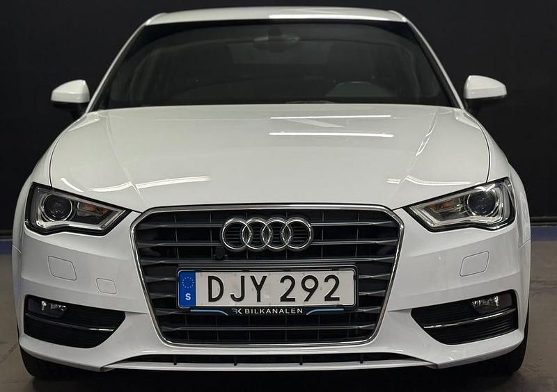 Begagnad Audi A3 Sportback g-tron 110 HK (80 kW) 2014 Vit Halvkombi
