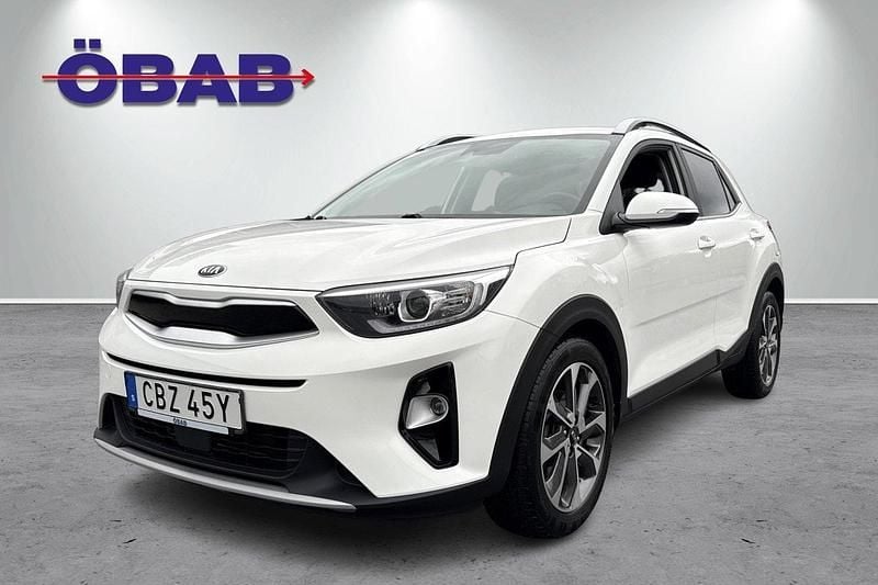 Vit Begagnad 2019 Kia Stonic Advance SUV | 214 800 kr (Lite dyr) - Bild 1/4
