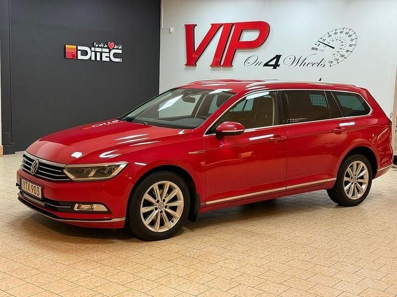 Röd Begagnad 2019 VW Passat GT Kombi | 159 800 kr (Superpris) - Bild 1/4