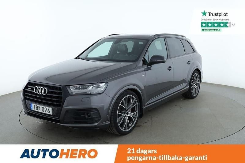 Grå Begagnad 2018 Audi Q7 S-Line SUV | 397 000 kr (Marknadspris) - Bild 1/4