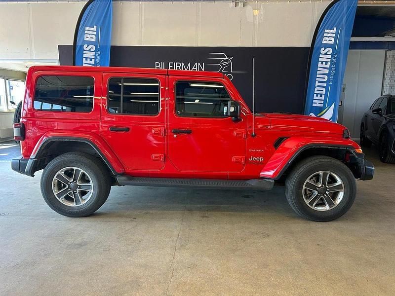 Röd Begagnad 2018 Jeep Wrangler Unlimited SUV | 459 000 kr - Bild 1/4