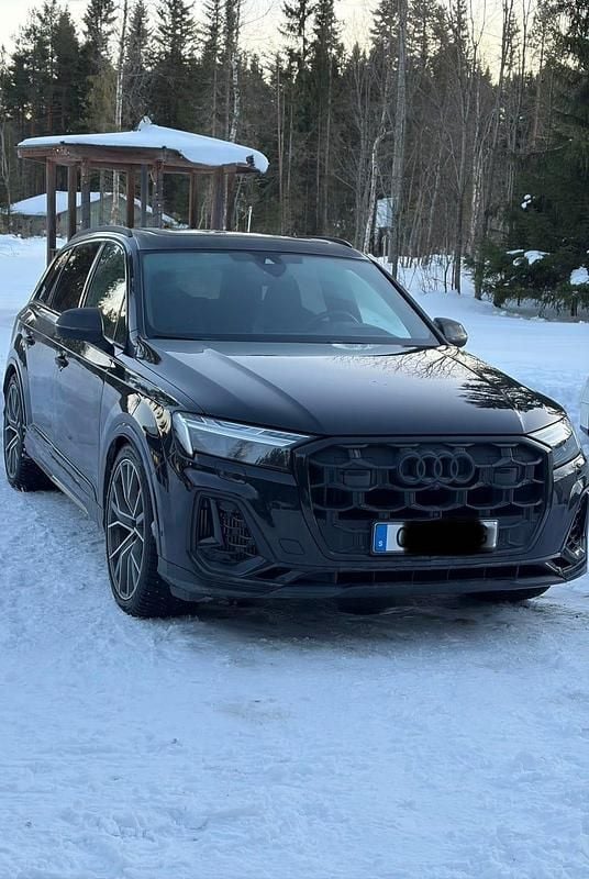 Mytsvart metallic Begagnad 2024 Audi SQ7 SUV | 1 089 000 kr (Marknadspris) - Bild 1/4