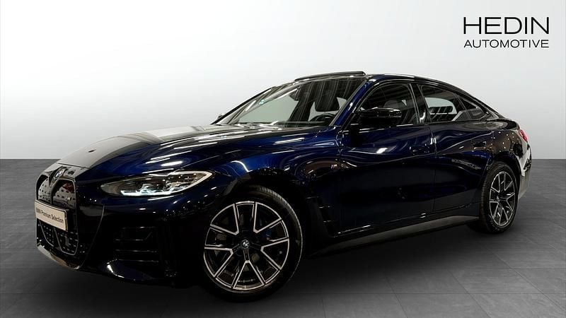 Begagnad 2023 BMW i4 M Sport Sedan | 538 700 kr (Marknadspris) - Bild 1/4