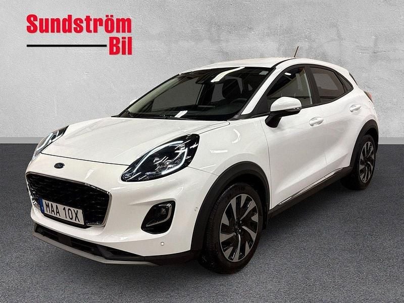 Vit Begagnad 2022 Ford Puma Gen-E SUV | 177 900 kr (Marknadspris) - Bild 1/3