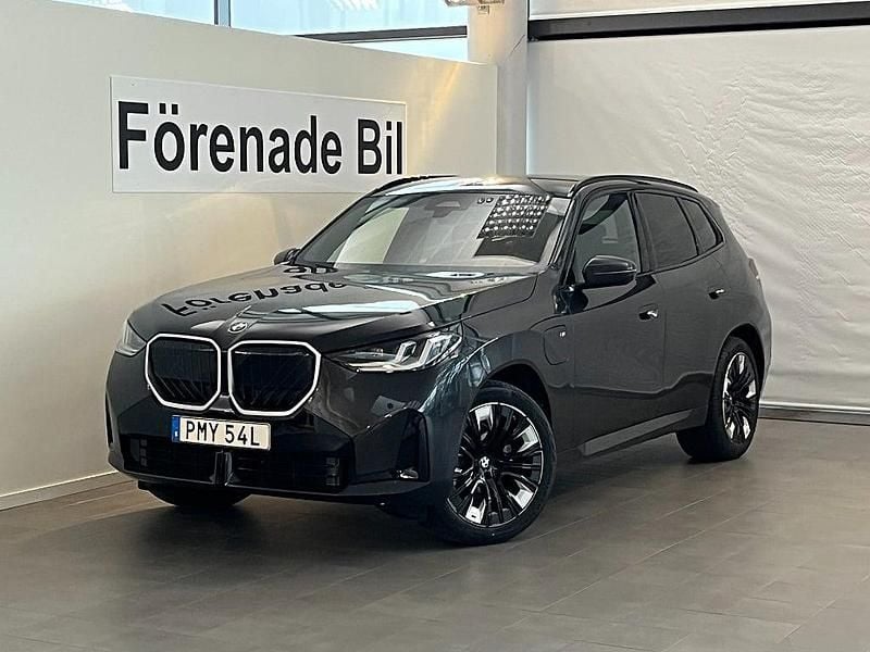 Grå Begagnad 2025 BMW X3 M Sport SUV | 669 000 kr (Superpris) - Bild 1/4