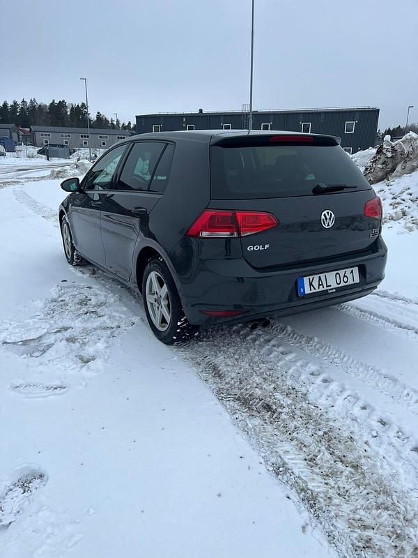 Begagnad VW Golf VII 110 HK (80 kW) 2016