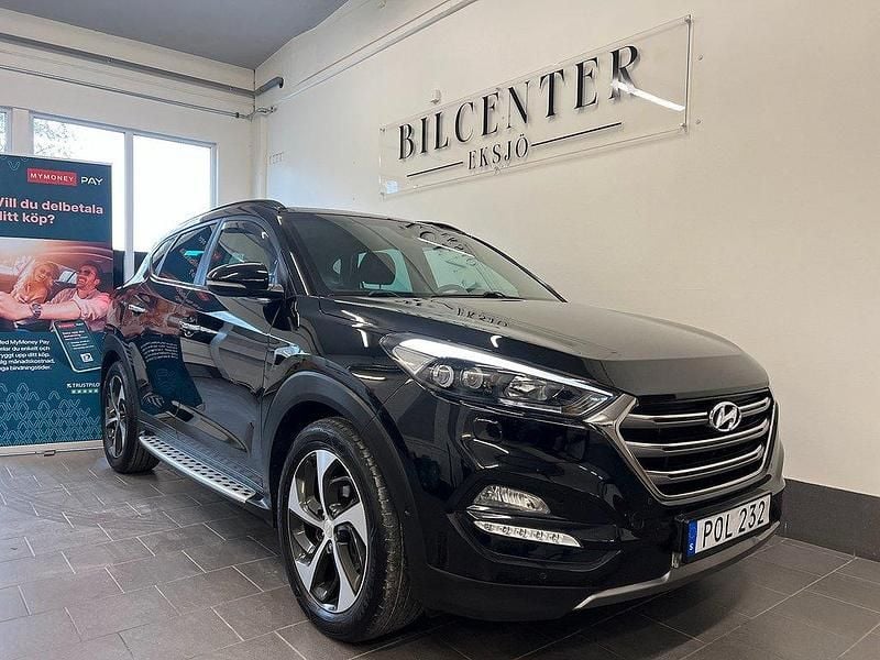 Svart Begagnad 2015 Hyundai Tucson Premium SUV | 154 900 kr (Marknadspris) - Bild 1/4