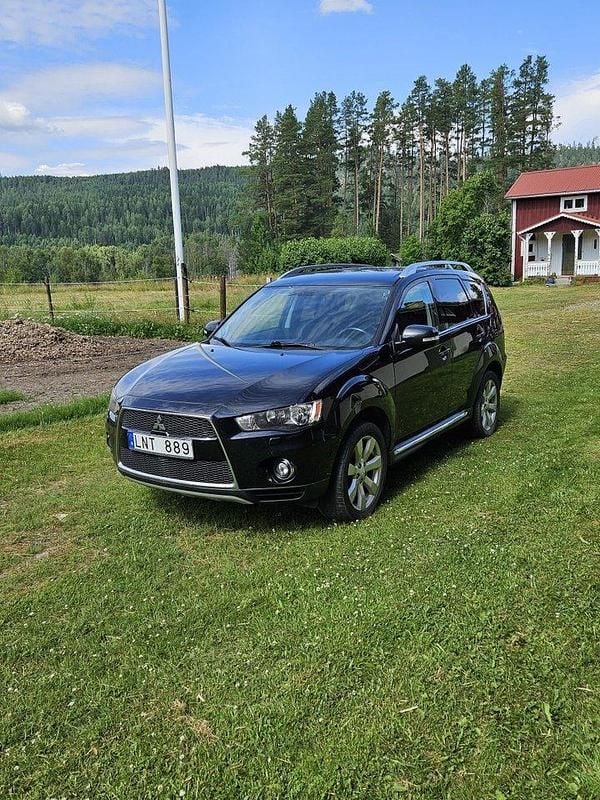 Begagnad 2010 Mitsubishi Outlander SUV | 68 000 kr - Bild 1/4