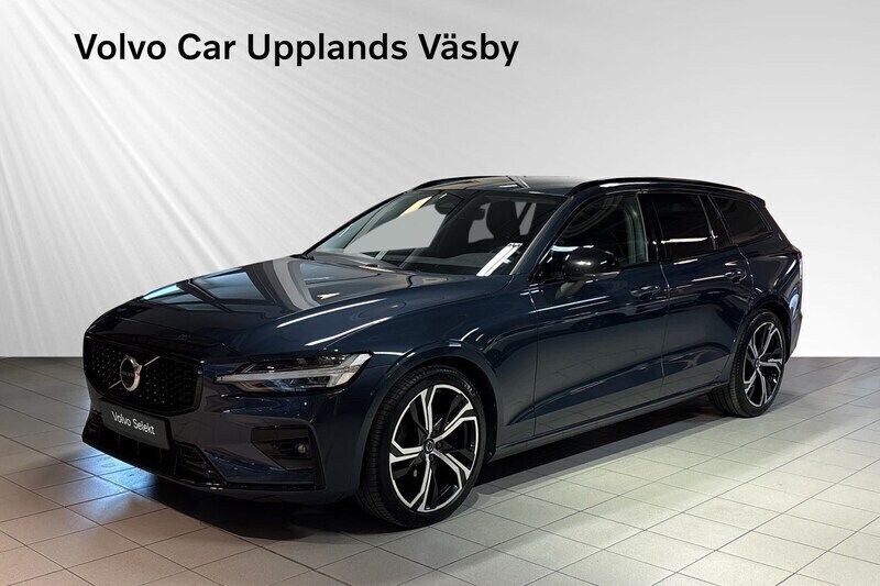 Blå Begagnad 2023 Volvo V60 Plus Kombi | 349 900 kr (Marknadspris) - Bild 1/3
