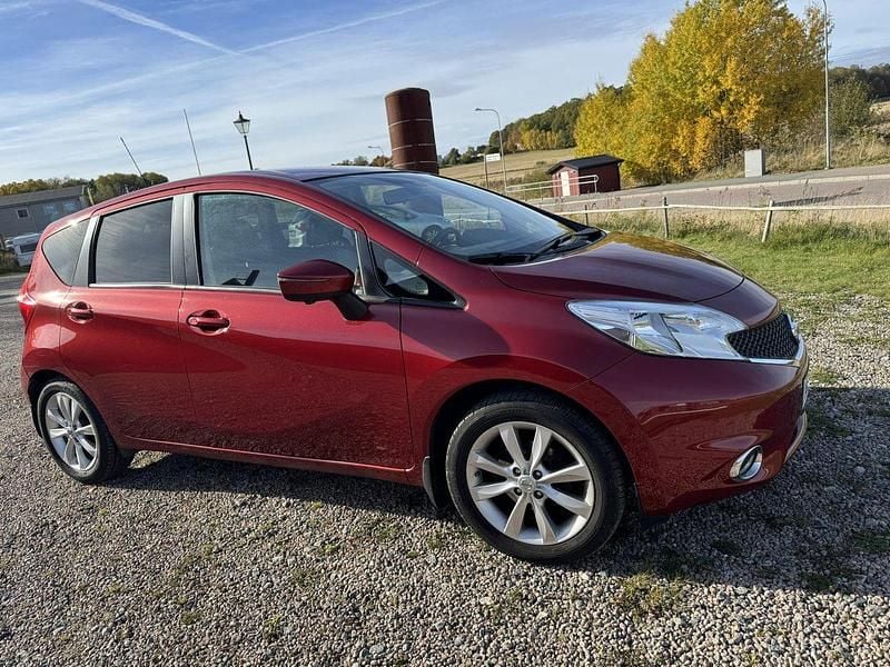 Röd Begagnad 2014 Nissan Note S Minibuss | 82 000 kr (Superpris) - Bild 1/4