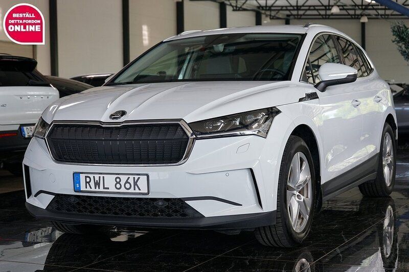 Vit Begagnad 2022 Skoda Enyaq iV SUV | 349 500 kr (Superpris) - Bild 1/4