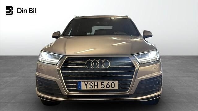 Begagnad Audi Q7 Comfort 272 HK (200 kW) 2017 Silver SUV