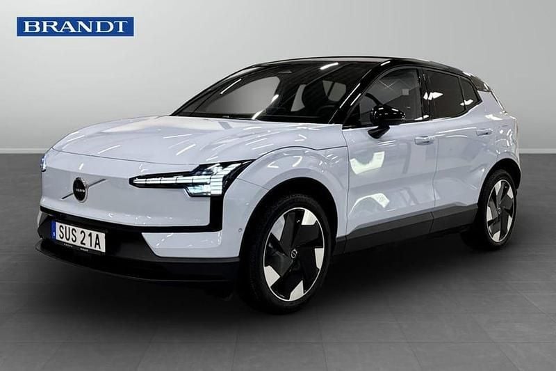 Ljusblå (blå) Begagnad 2025 Volvo EX30 Ultra SUV | 399 900 kr (Marknadspris) - Bild 1/4