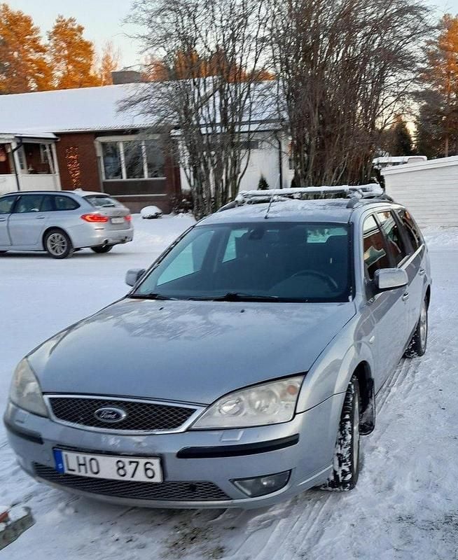 Begagnad 2007 Ford Mondeo Kombi | 5 000 kr (Marknadspris) - Bild 1/4