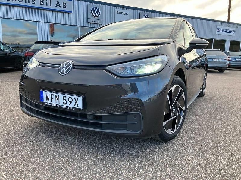 Begagnad VW ID.3 Pro Performance 150 kW (204 HK) 2022 Mörkgrå Halvkombi