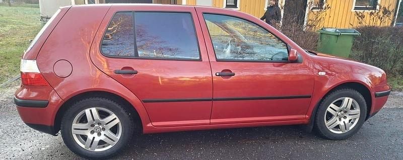 Begagnad VW Golf IV 105 HK (77 kW) 2004