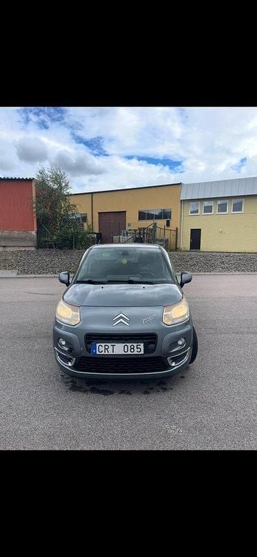 Grå Begagnad 2009 Citroën C3 Picasso Minibuss | 14 500 kr (Superpris) - Bild 1/4