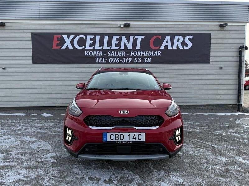 Begagnad Kia Niro Advance 141 HK (103 kW) 2021 Röd SUV