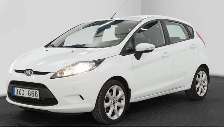 Begagnad 2012 Ford Fiesta Halvkombi | 45 000 kr (Marknadspris) - Bild 1/4