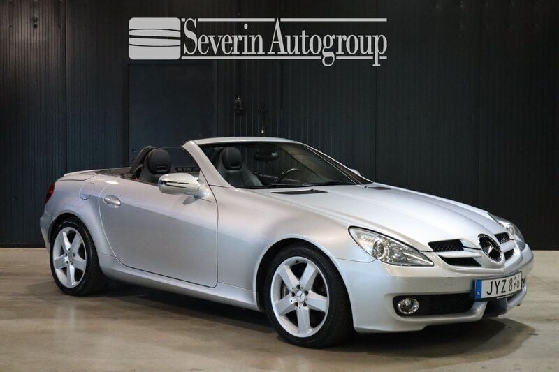 Silver Begagnad 2008 Mercedes SLK350 AMG Cab | 219 000 kr (Dyr) - Bild 1/4