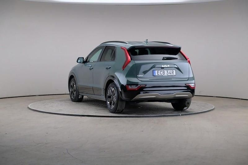 Begagnad Kia e-Niro Advance 160 kW (218 HK) 2023 Cityscape green (metallic) SUV