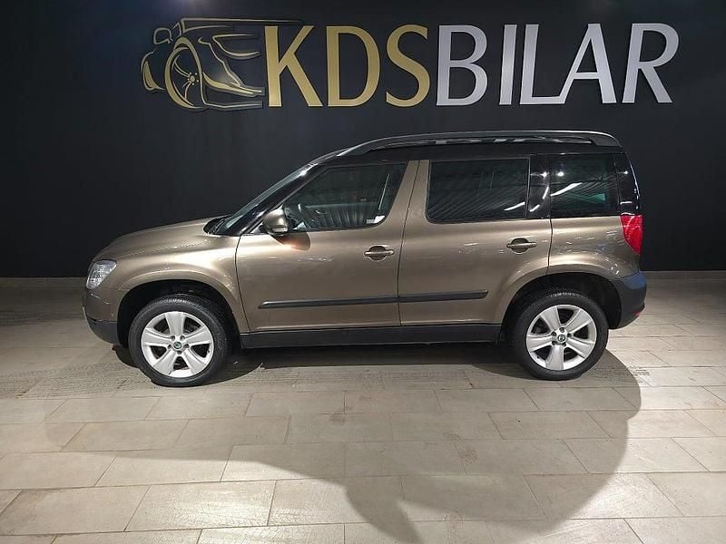 Begagnad Skoda Yeti Experience 110 HK (80 kW) 2012 Brun SUV