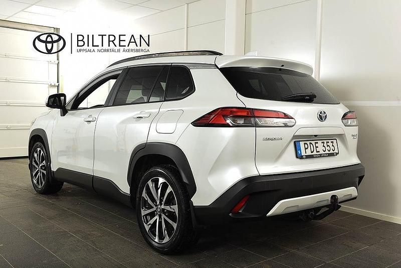 Begagnad Toyota Corolla Cross Executive 197 HK (144 kW) 2022 Vit SUV