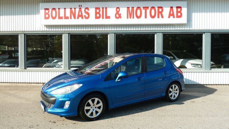 Blå Begagnad 2010 Peugeot 308 Halvkombi | 55 000 kr (Marknadspris) - Bild 1/4