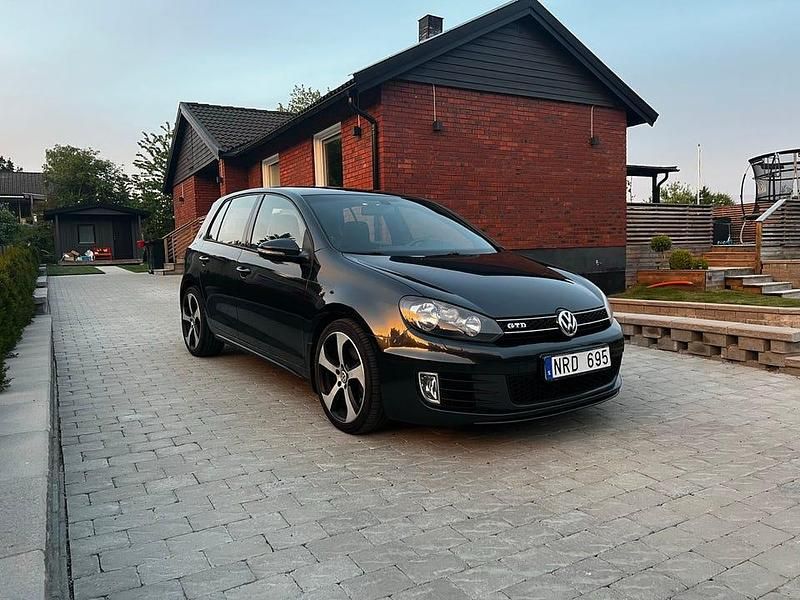 Begagnad VW Golf VI GTD 170 HK (125 kW) 2011 Halvkombi