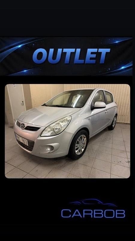 Silver Begagnad 2009 Hyundai i20 Select Halvkombi | 14 900 kr (Marknadspris) - Bild 1/4