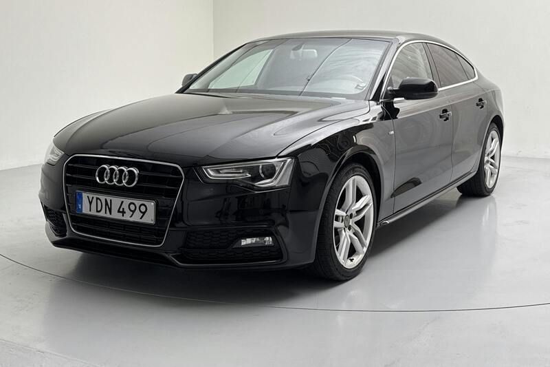 Svart Begagnad 2016 Audi A5 S-Line Sportkupé | 154 800 kr - Bild 1/4