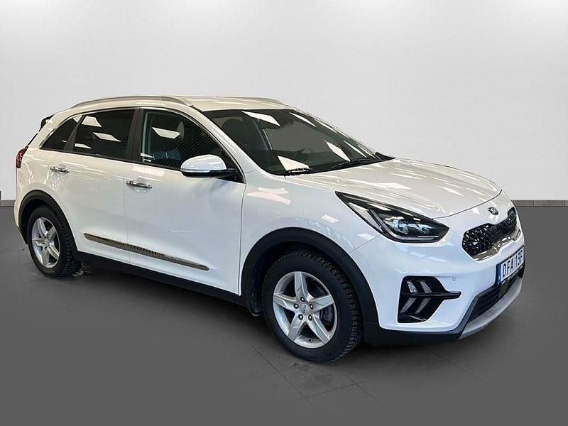 Begagnad Kia Niro Advance 141 HK (103 kW) 2019 Vit SUV